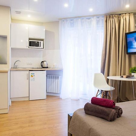 New Studio In The City Center - Mykoly Khvylovoho Str 5-2 Kharkiv Bagian luar foto