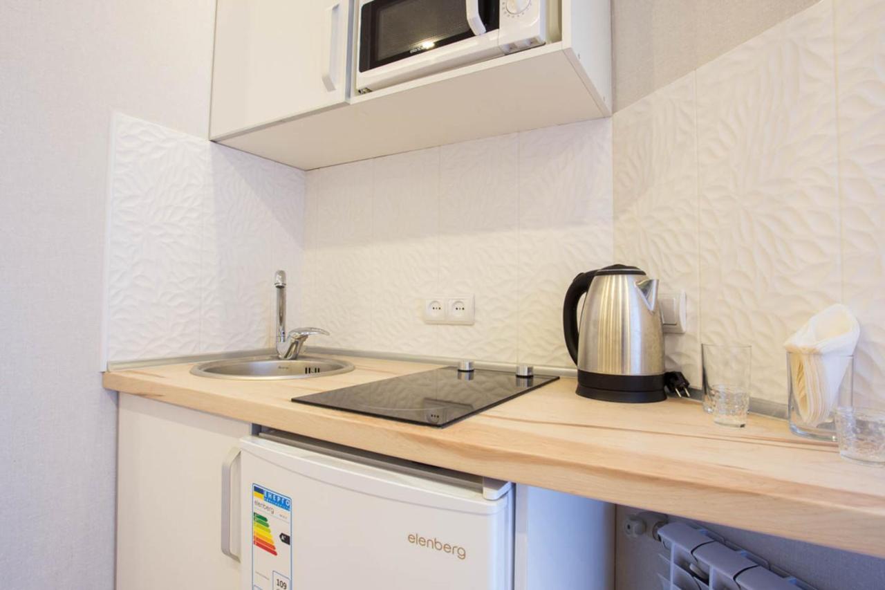 New Studio In The City Center - Mykoly Khvylovoho Str 5-2 Kharkiv Bagian luar foto