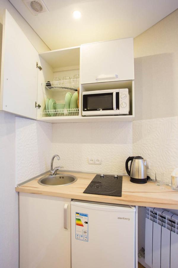 New Studio In The City Center - Mykoly Khvylovoho Str 5-2 Kharkiv Bagian luar foto