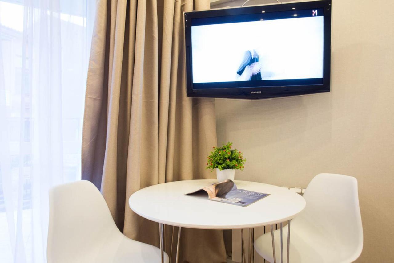 New Studio In The City Center - Mykoly Khvylovoho Str 5-2 Kharkiv Bagian luar foto
